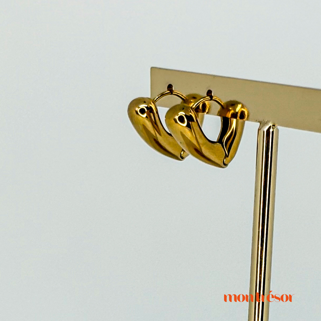 V shape earrings small