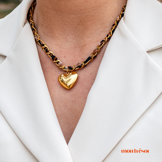Seine necklace