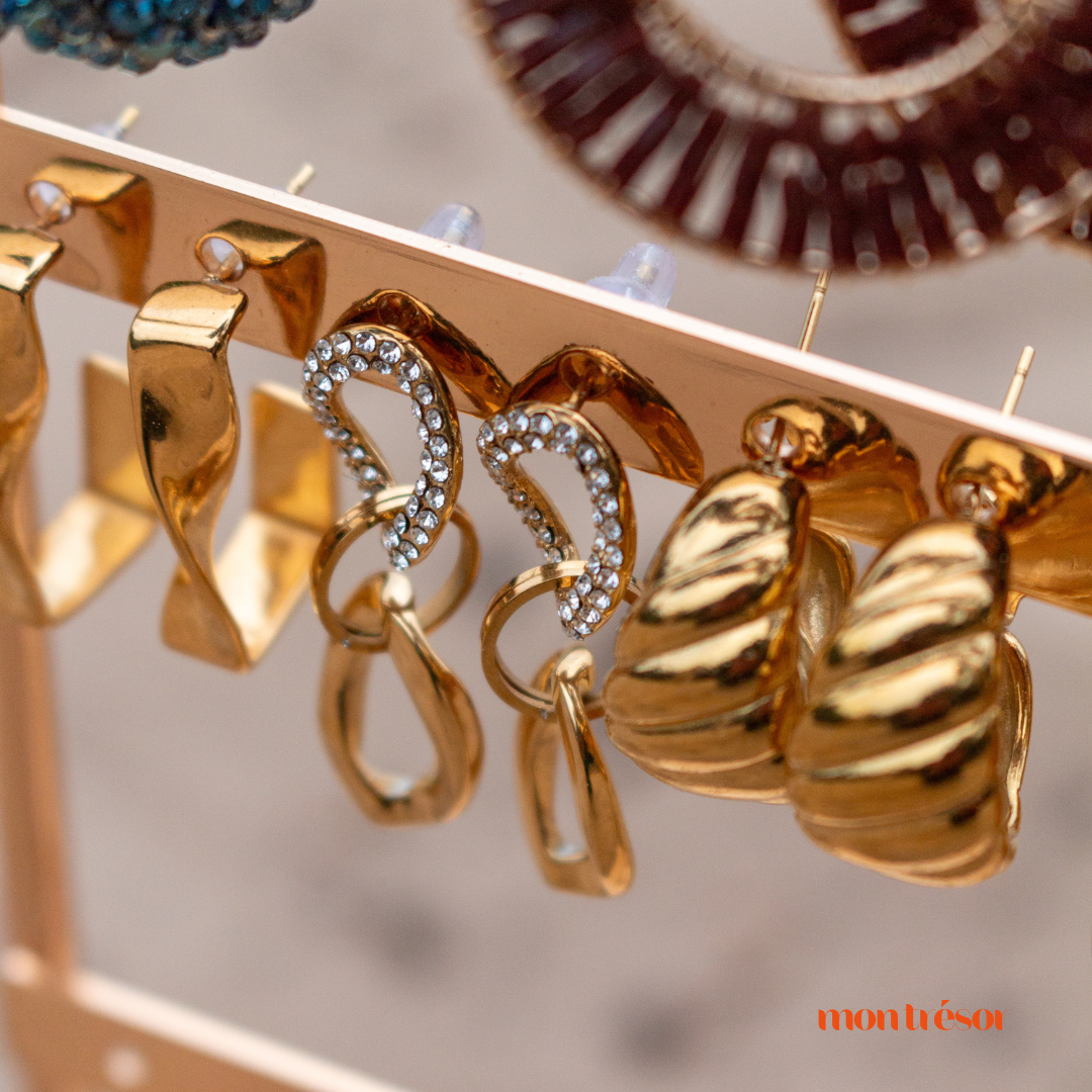 Croissant hoops