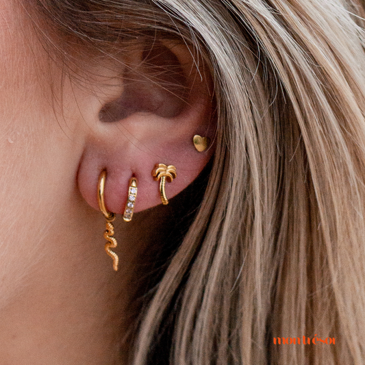 Palm tree studs