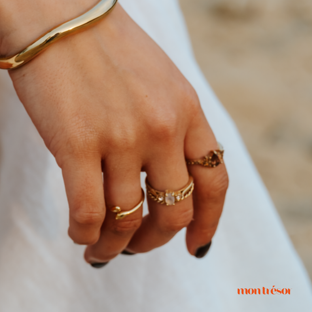 Brown ring