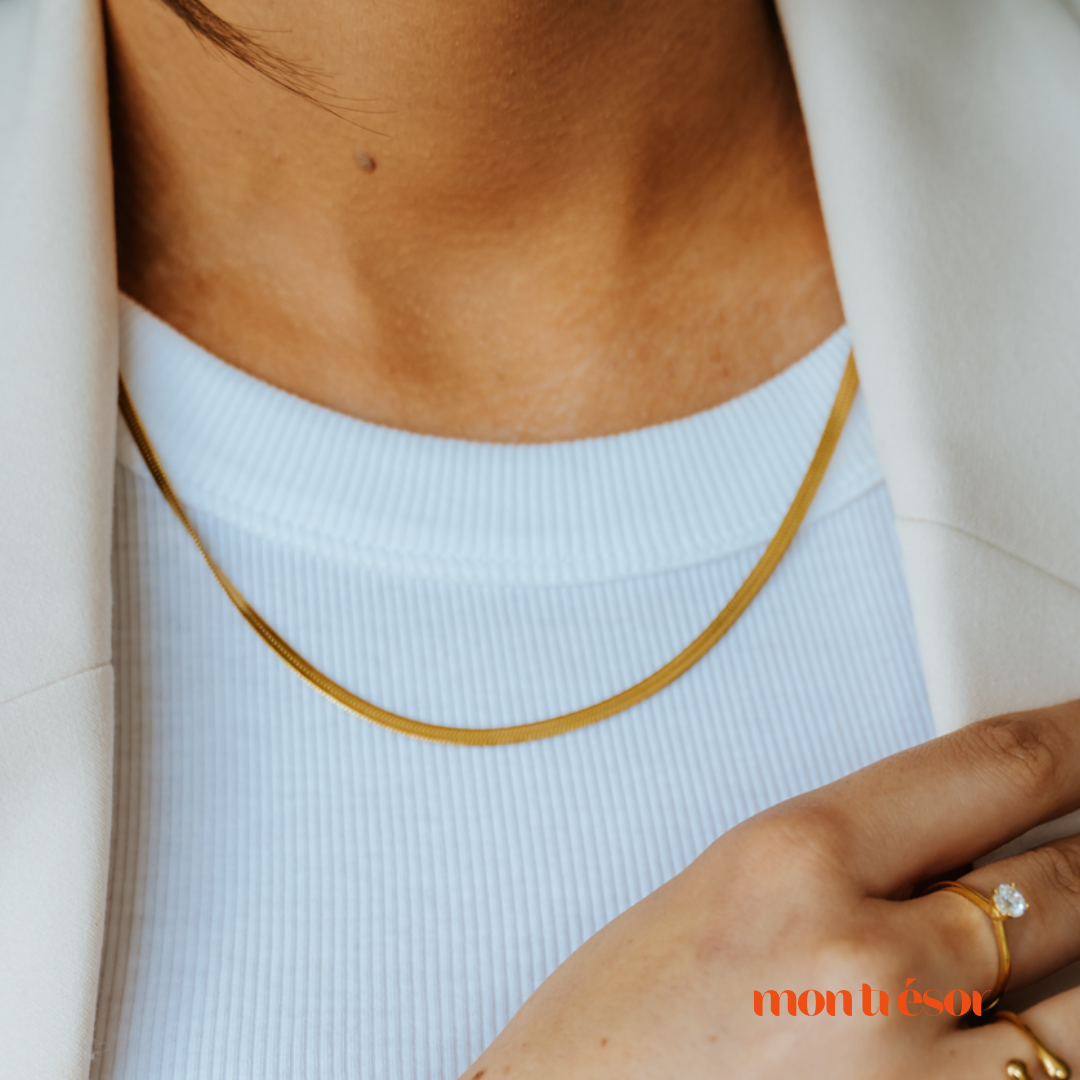 Snake necklace