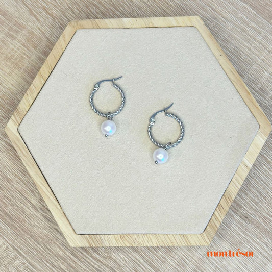 Round rope earring with pearl pendant zilver